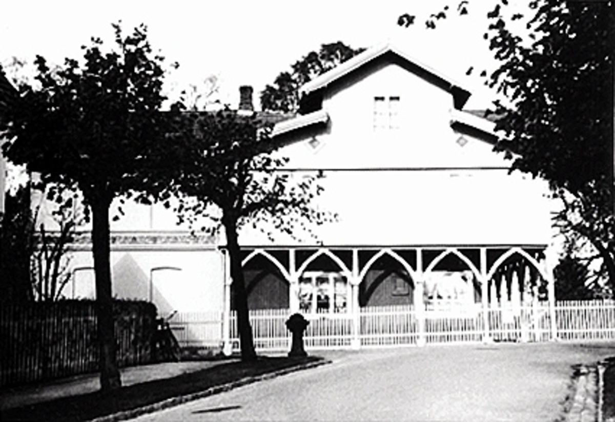 Anno Domkirkeodden, EKSTERIØR FRYDENLUND, HØIENSALGATA 34