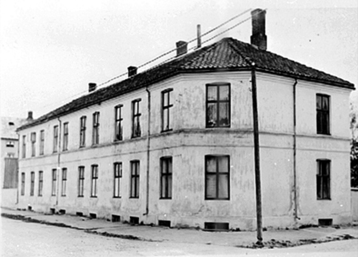 Anno Domkirkeodden, ARBEIDERBOLIG FOR NORRØNA SKOFABRIKK A/S, 2 ETASJES HUS, FOLKESTADSGATE 22