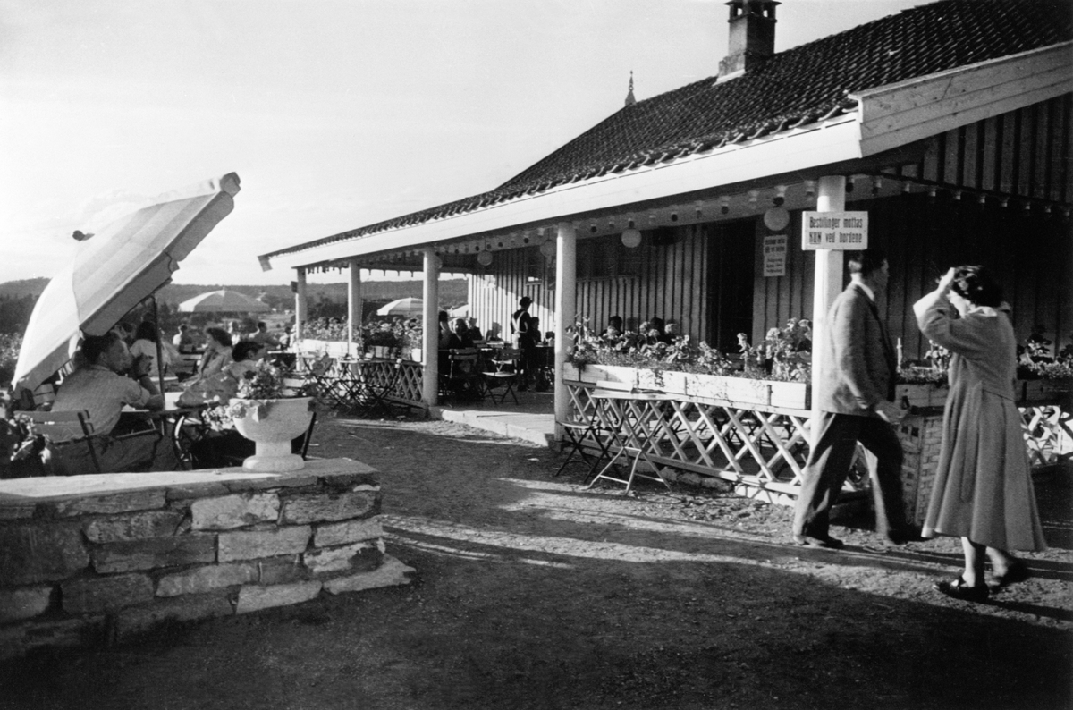 Anno Domkirkeodden, EKSTERIØR DEN GAMLE UTERESTAURANTEN PÅ ODDEN, HEDMARKSMUSEET OG DOMKIRKEODDEN
