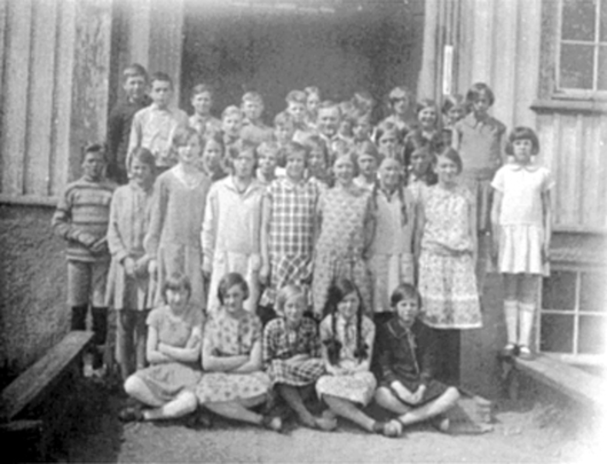 Anno Domkirkeodden, SKOLEKLASSE, ROLLSLØKKA SKOLE, OVERLÆRER EIKEN