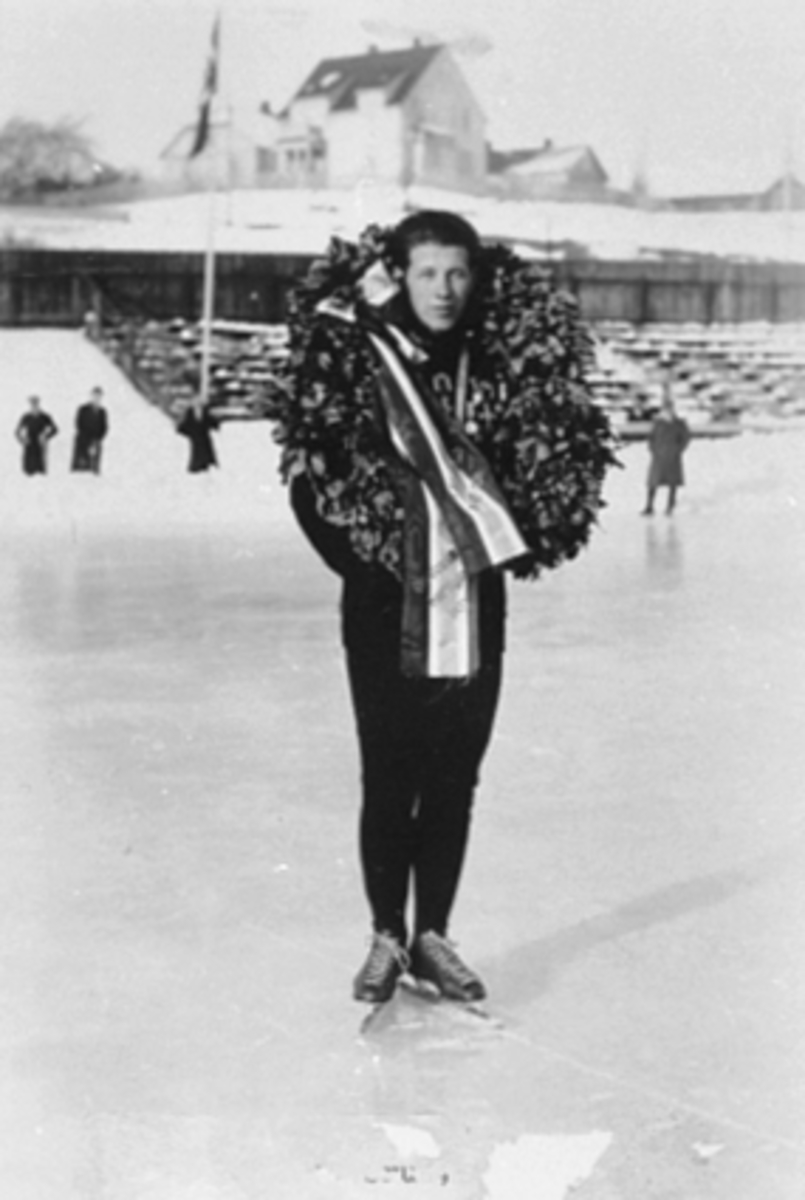 Anno Domkirkeodden, PORTRETT, MICHAEL STAKSRUD, VM-KRANSEN, VERDENSMESTER, SKØYTELØPER