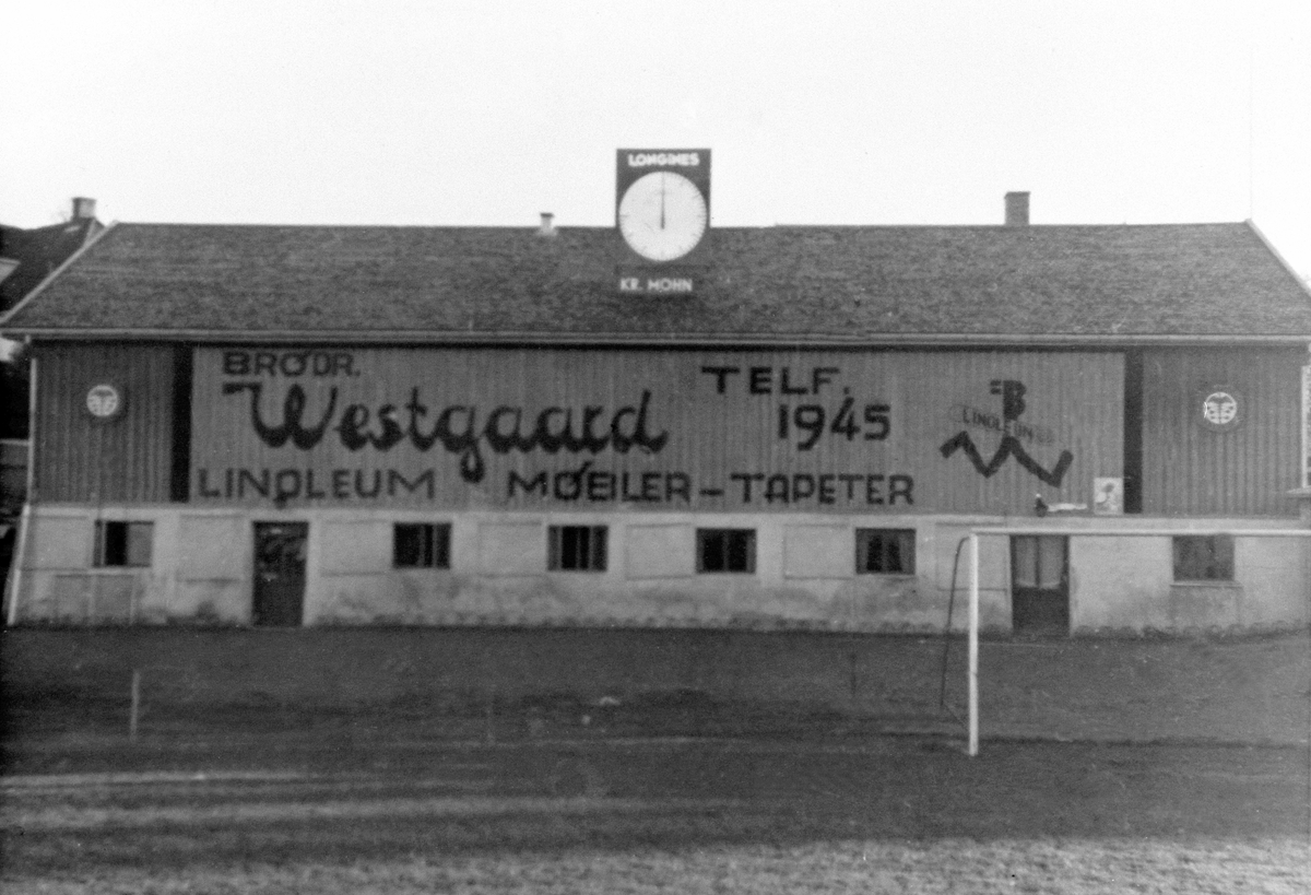Anno Domkirkeodden, KLUBBHUSET HAM-KAM, BRISKEBY GRESSBANE, REKLAME FOR WESTGAARD