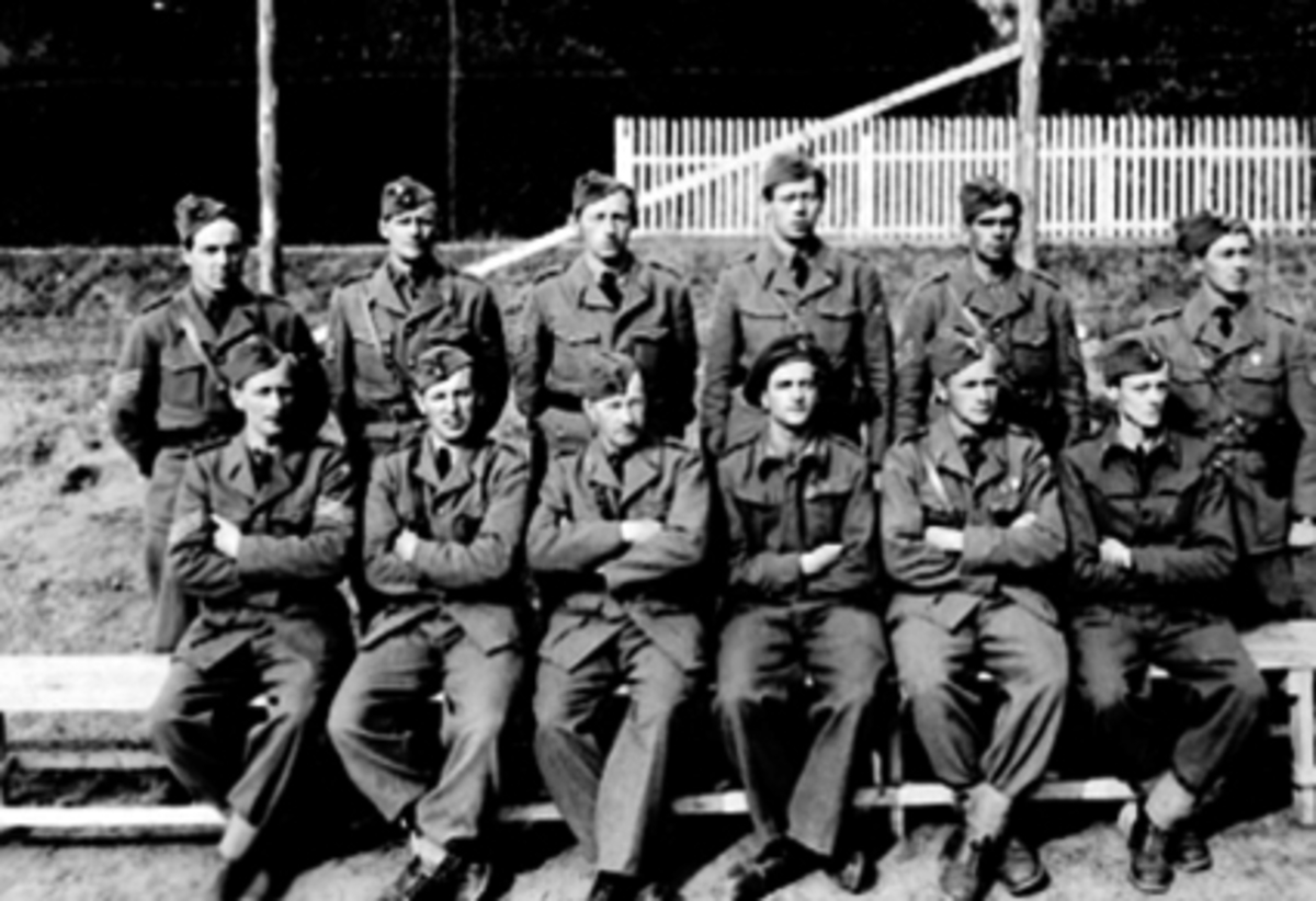 Anno Domkirkeodden, GRUPPE 12 MILITÆRE/HJEMMEFRONTEN, RIDEHUSET/HJEMMEFRONTEN