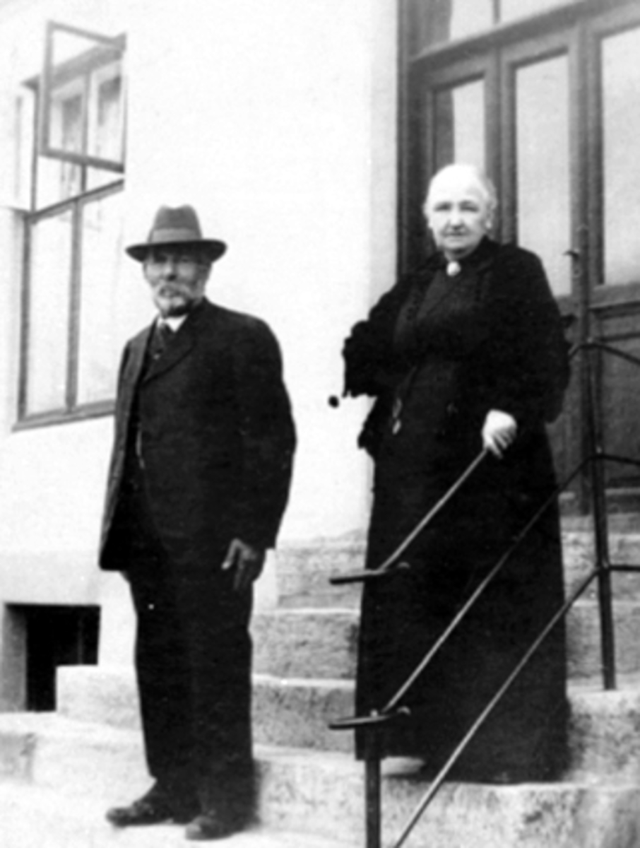 Anno Domkirkeodden, GRUPPE 2, LARS GRAVEM, KAROLINE GRAVEM, HAGENSGÅRDEN I SKOLEGATA 14