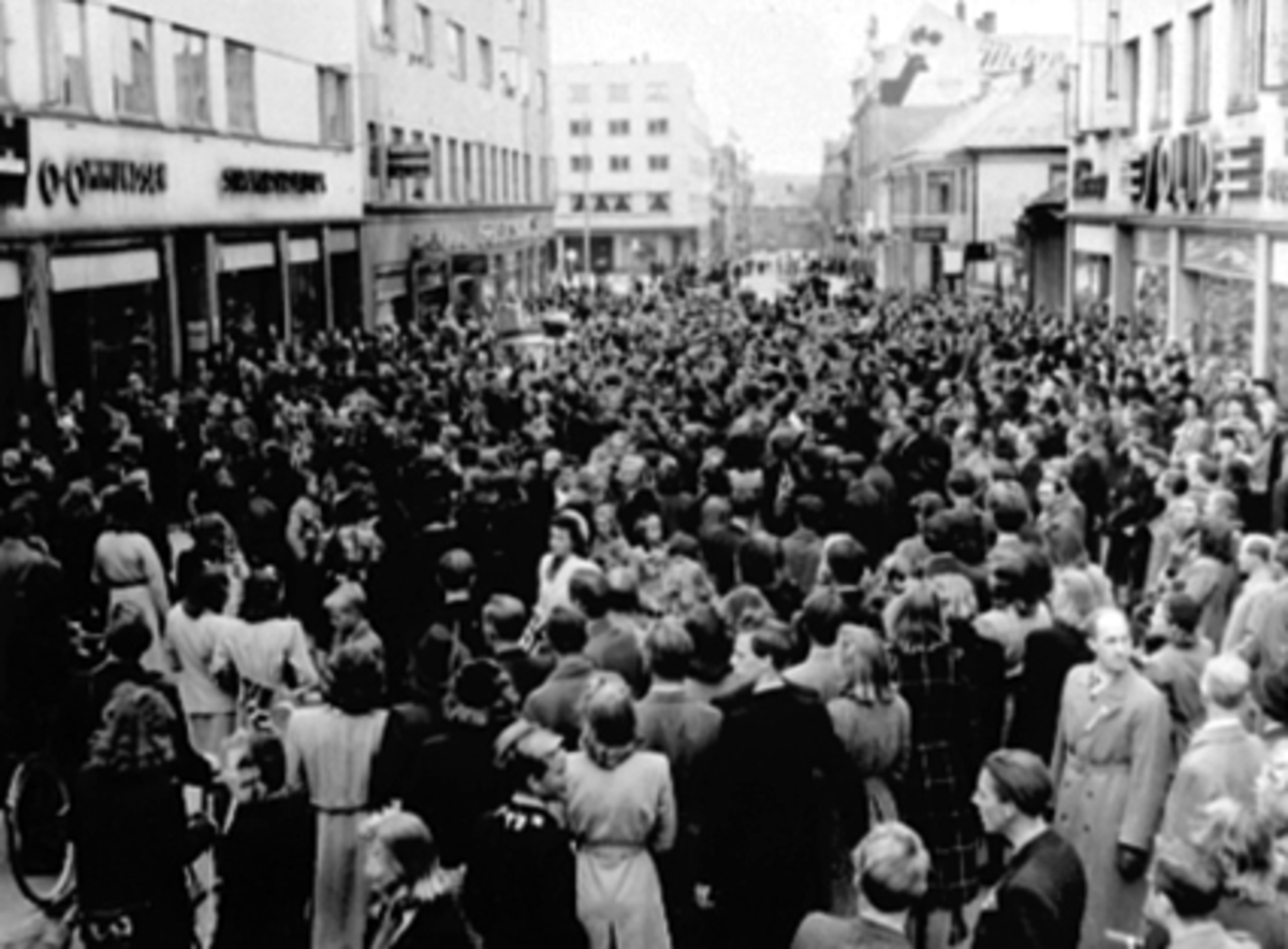 Anno Domkirkeodden, FREDSDAGENE MAI 1945, MYE FOLK TORGGATA