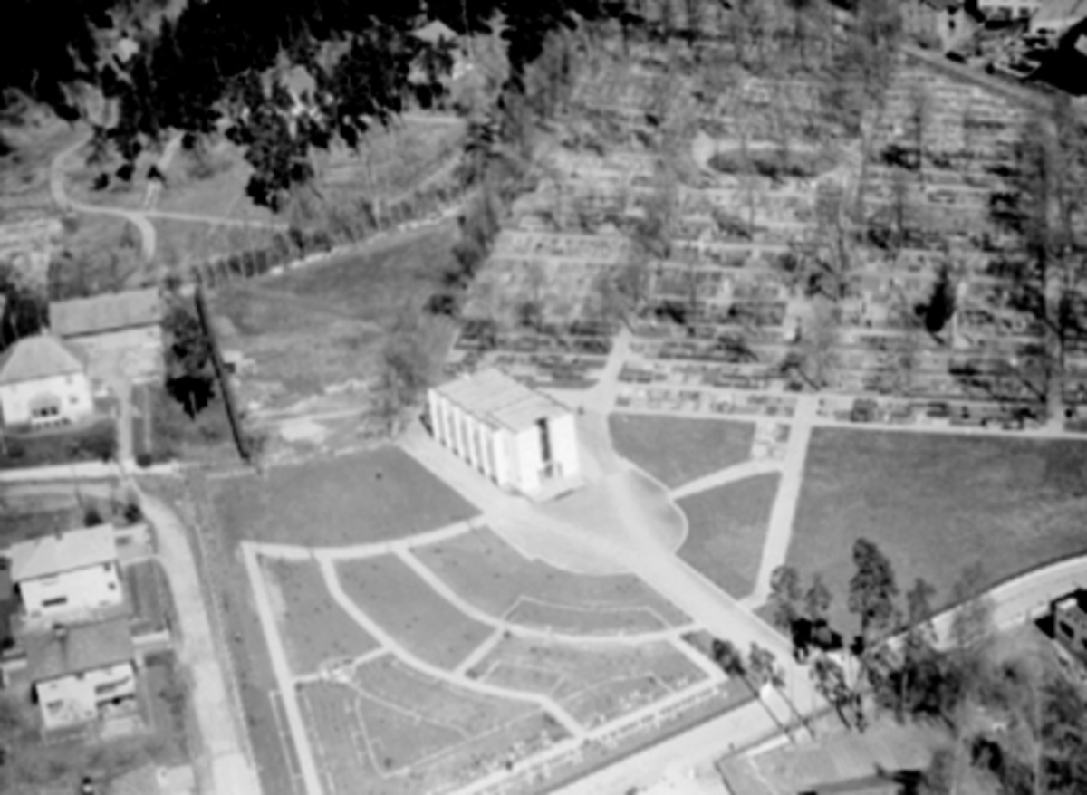 Anno Domkirkeodden, FLYFOTO, HAMAR KREMATORIUM, KIRKEGÅRDEN, ARVESENS VEG 1