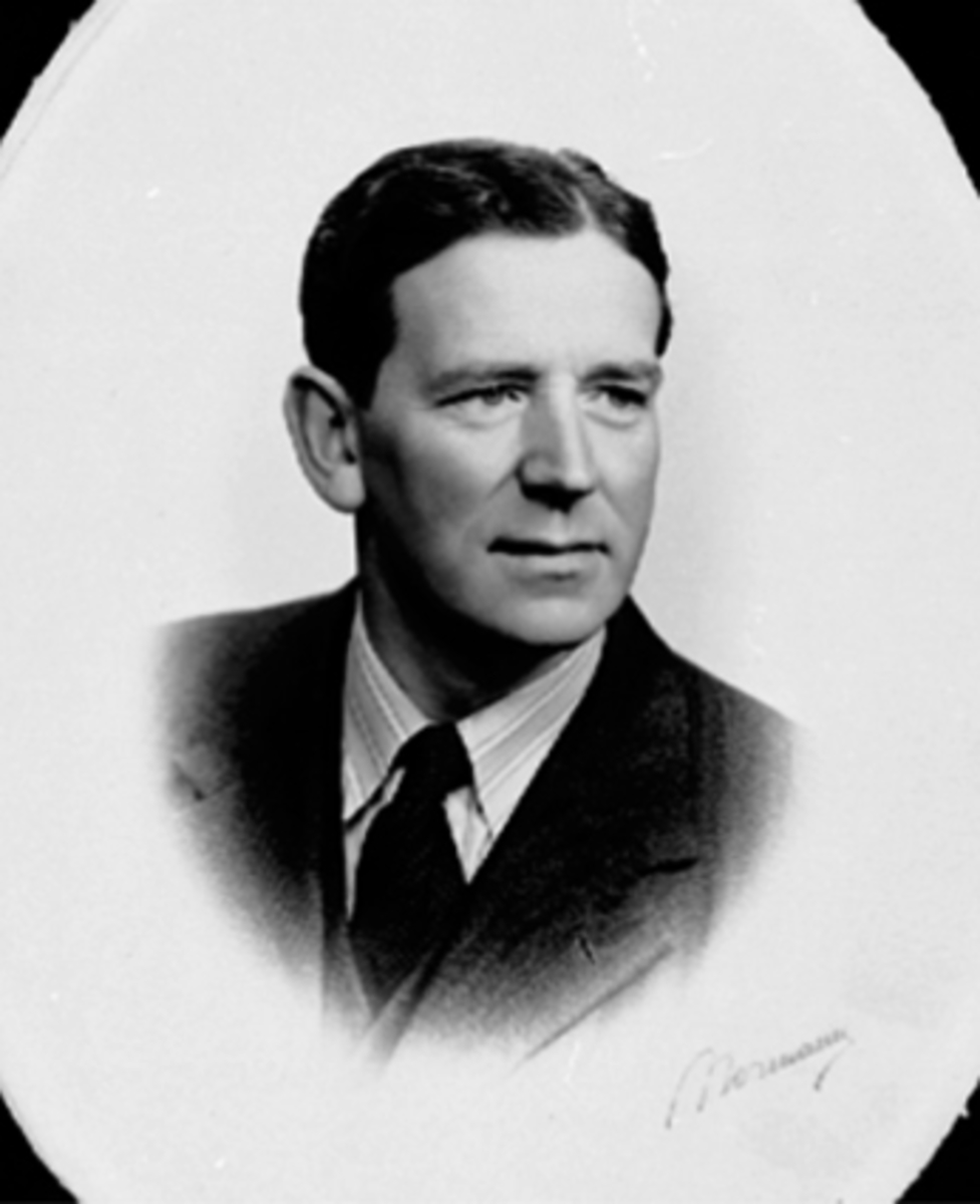 Anno Domkirkeodden, DISPONENT HANS O. LIEN, FØDT 09. 01. 1906, FORMANN I HAMAR HANDELSTANDSFORENING 1950 - 1952