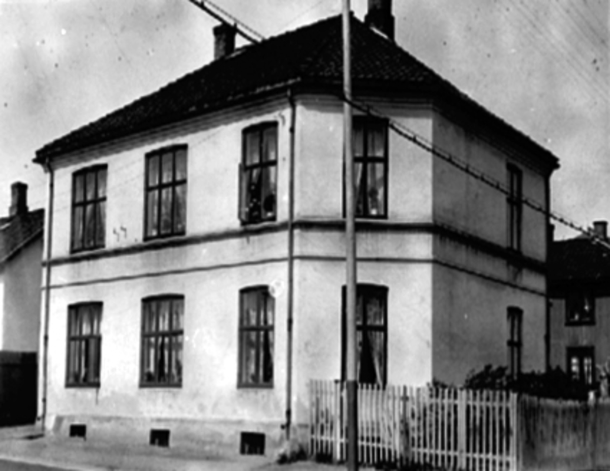 Anno Domkirkeodden, EKSTERIØR UKJENT HUS, MURBYGNING