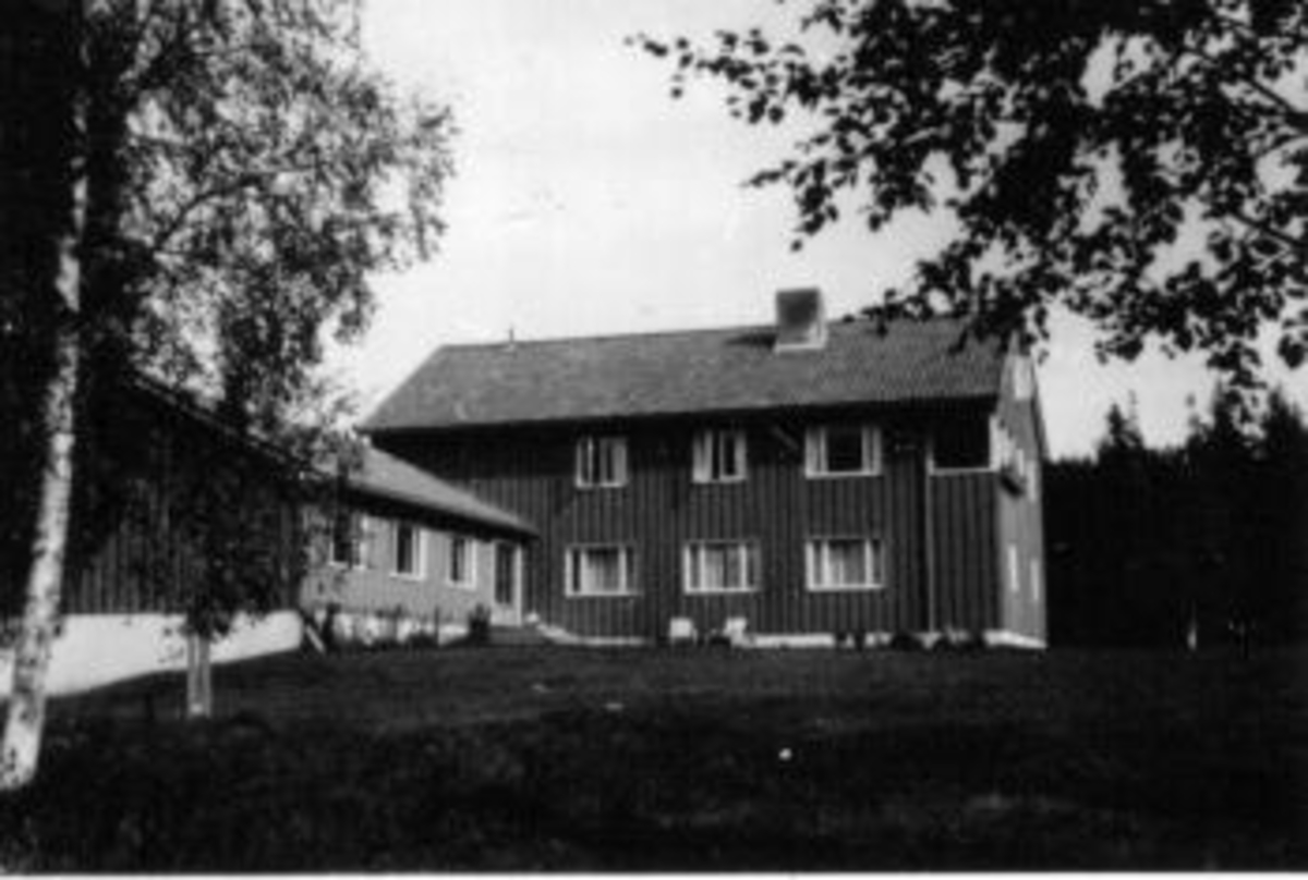 Anno Domkirkeodden, Eksteriør, Ringsaker Allmennings adminstrasjonsbygg med kontorer og møtesal på Buvika, Næroset.
