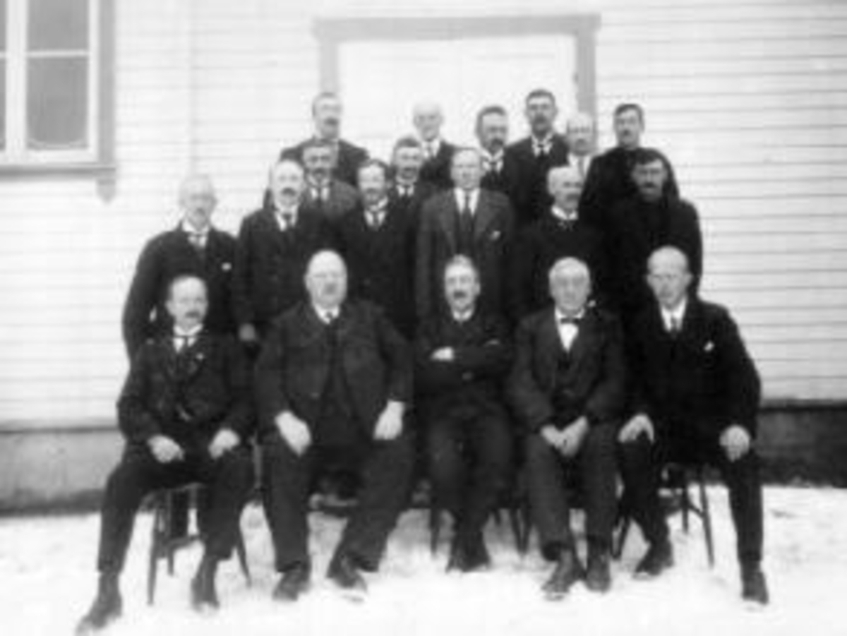 Anno Domkirkeodden, Furnes herredsstyre 1926-1928.
