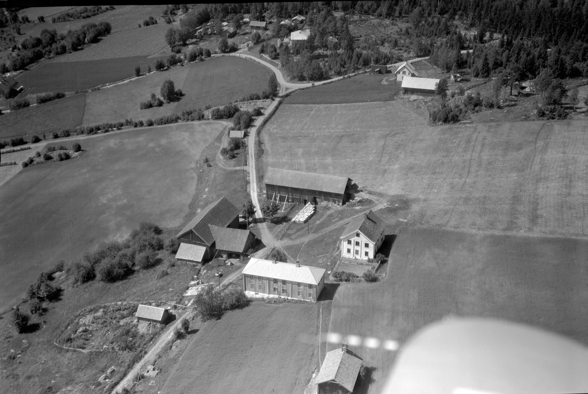 Anno Domkirkeodden, Flyfoto av Kirkeby gård, Furnes, Ringsaker.