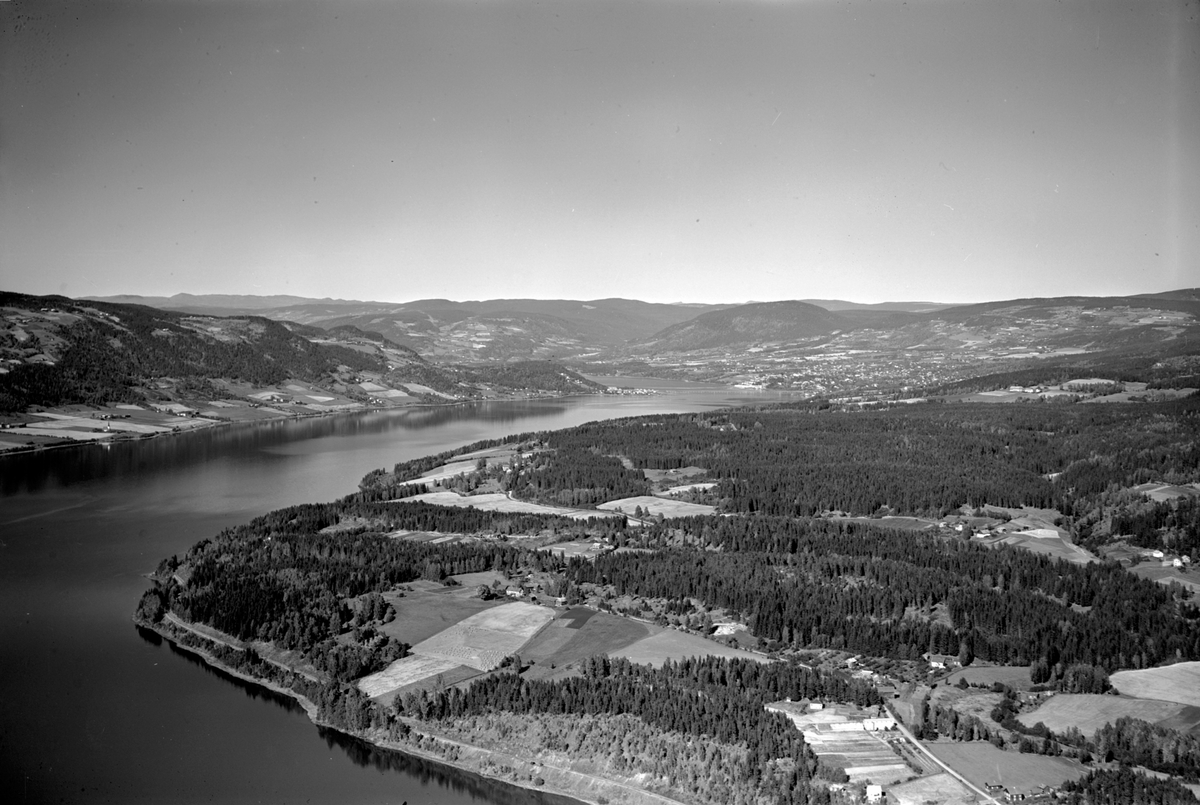 Anno Domkirkeodden, Flyfoto av landskap, Brøttum, Bergseng, Lillehammer, Hauknes.