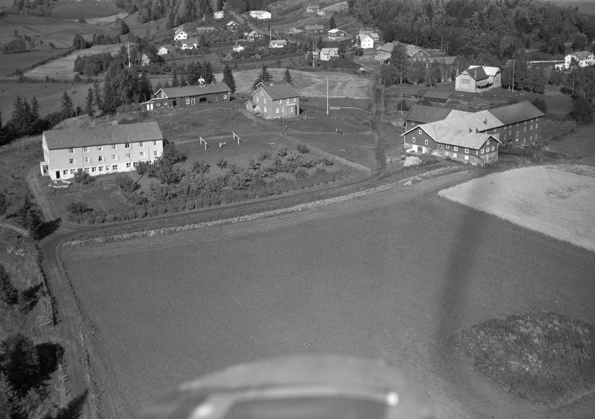 Anno Domkirkeodden, Flyfoto av Gaarum gård og kommunens pleiehjem.