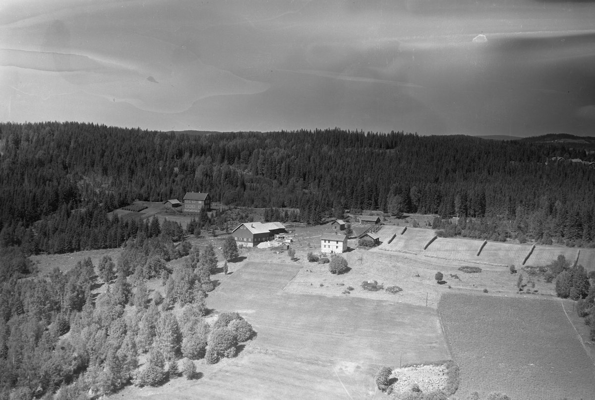 Anno Domkirkeodden, Flyfoto av Sørbruket gard, Brøttum, Ringsaker.