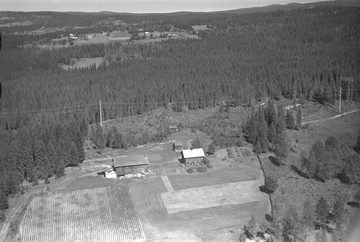 Anno Domkirkeodden, Flyfoto av Puttenhagen gard, Lismarka, Ringsaker.