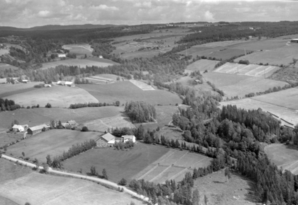 Anno Domkirkeodden, Flyfoto av Røhrshagen, Veldre, Ringsaker.
