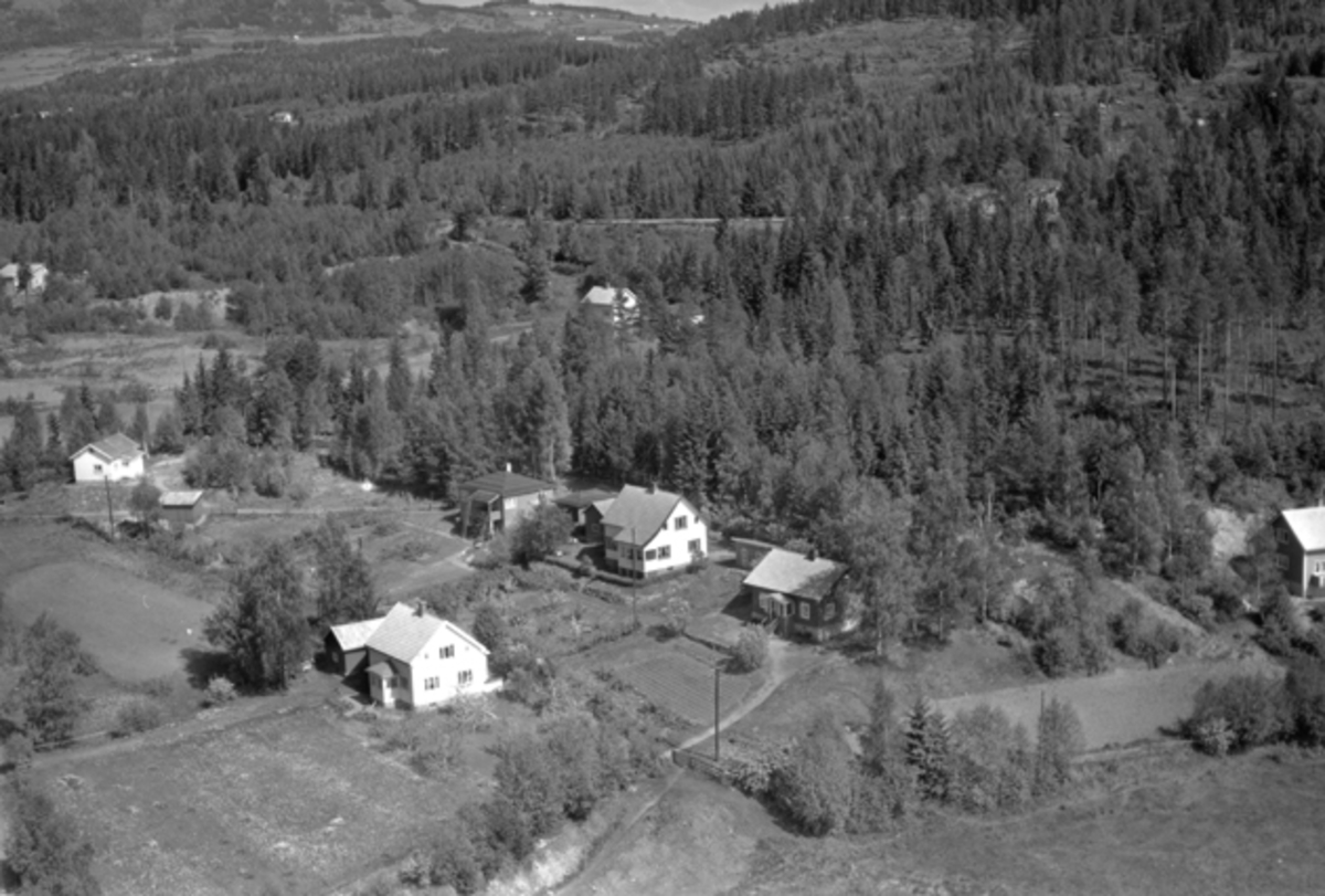 Widerøes Flyveselskap A/S, Flyfoto av ukjent bebyggelse, Moelv, Ringsaker.