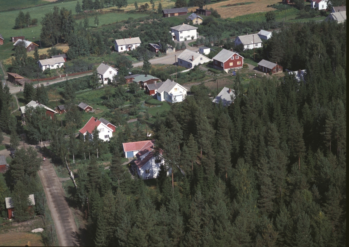 Widerøes Flyveselskap A/S, Flyfoto, boliger, Lundsdalen, Gaupen, Ringsaker.
