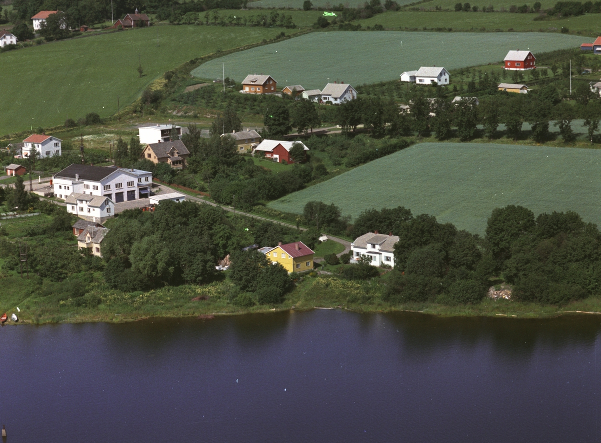 Widerøes Flyveselskap A/S, Flyfoto, Tingnes, Solvik, Nes Bilverksted, Nes, Hedmark.