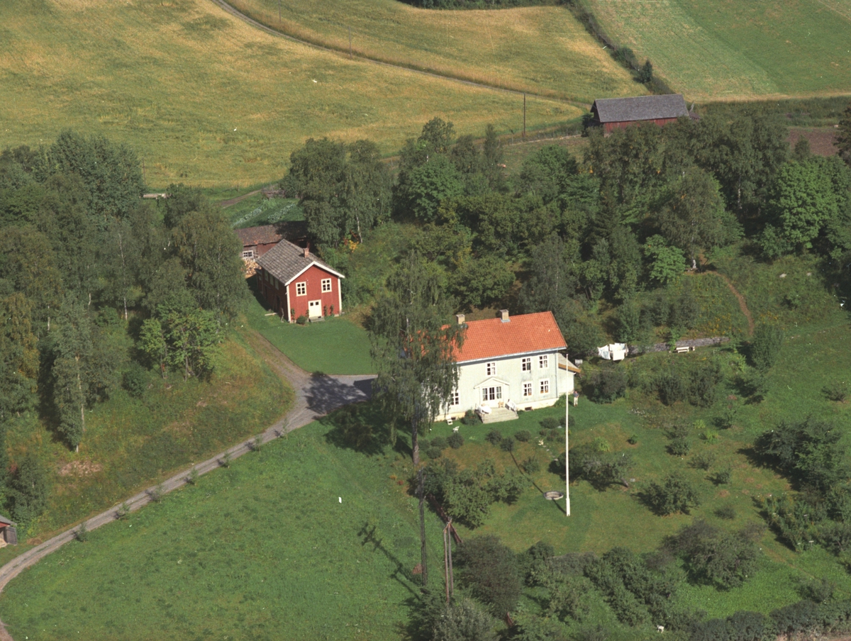 Widerøes Flyveselskap A/S, Flyfoto, Veldre prestebolig, Ringsaker.