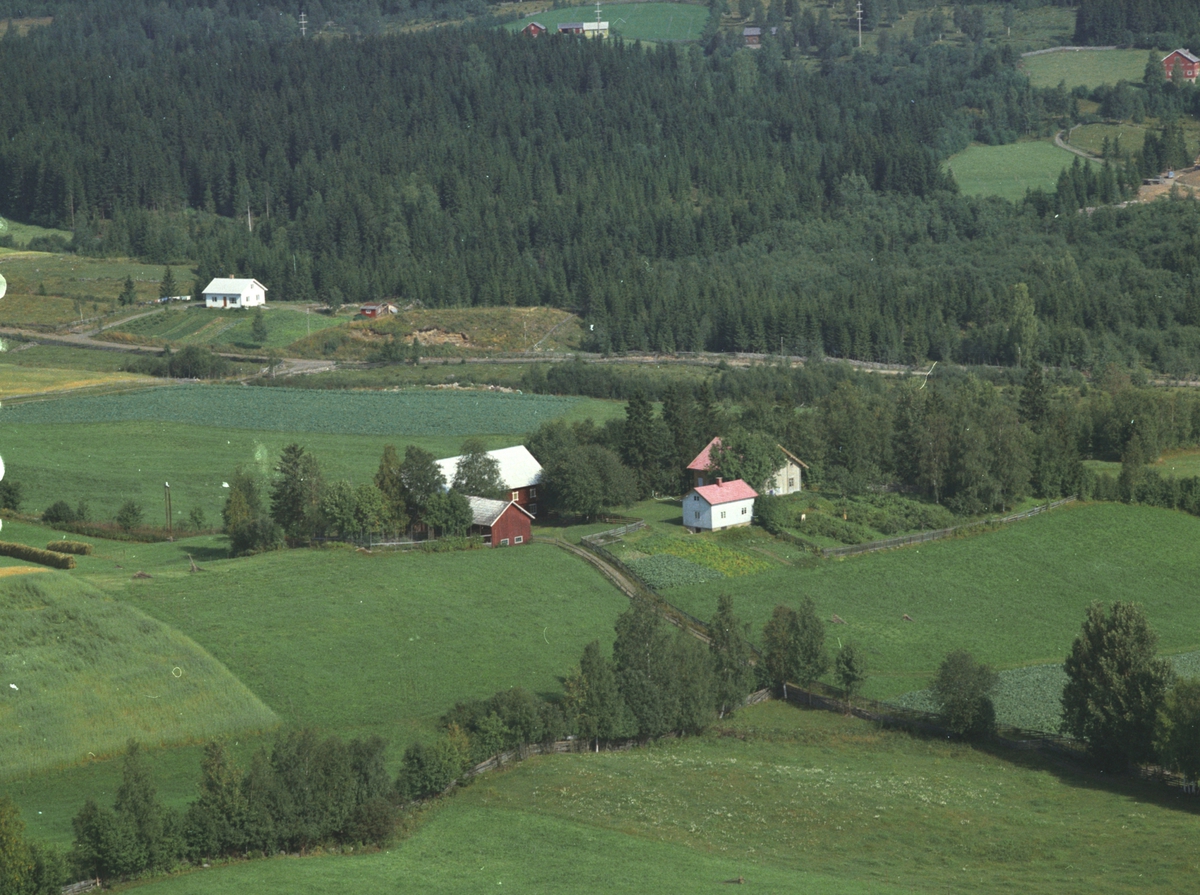 Widerøes Flyveselskap A/S, Flyfoto, Snippen øvre, Veldre, Ringsaker.