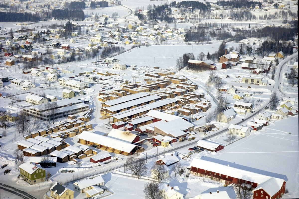 Widerøes Flyveselskap A/S, Flyfoto, Lundby Bruk, vinter, Brumunddal, Ringsaker.