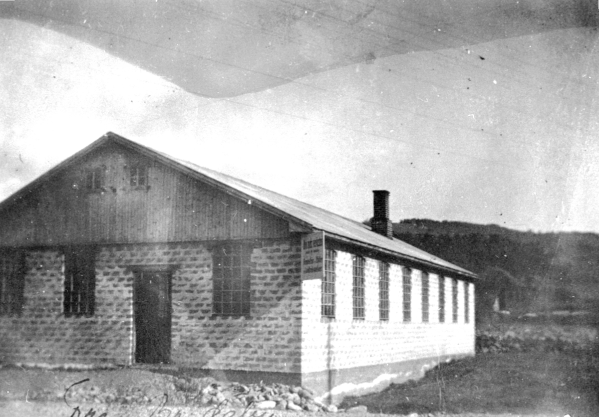 Anno Domkirkeodden, Eksteriør, Bro Mekaniske Verksted, Brumunddal.