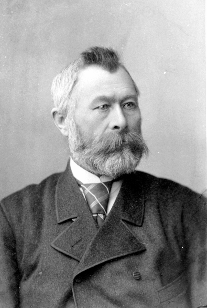 Anno Domkirkeodden, Portrett, herr Knutsen, Veldre, Ringsaker.