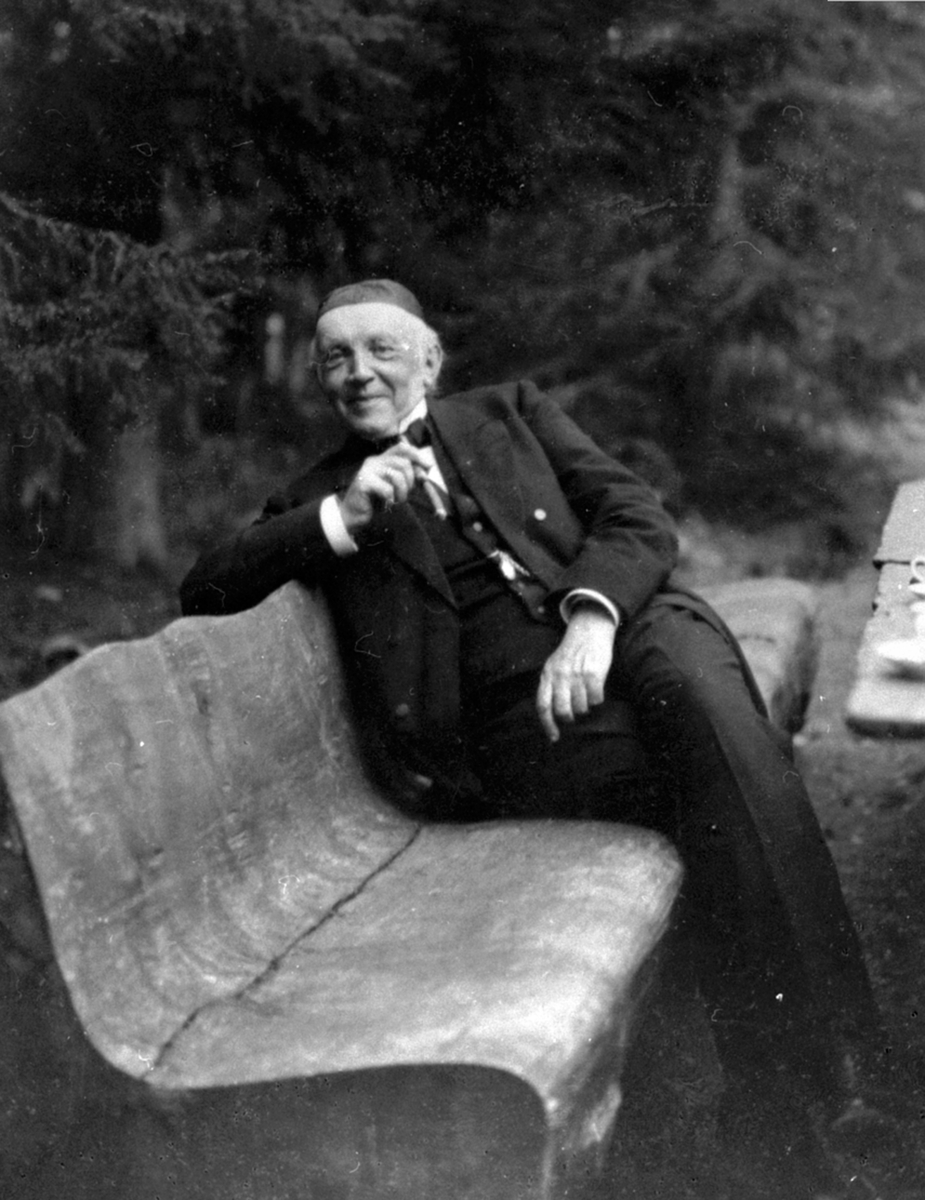 Anno Domkirkeodden, Prest Jørgen Henrik Hegermann Brochmann, Ringsaker prestegard.