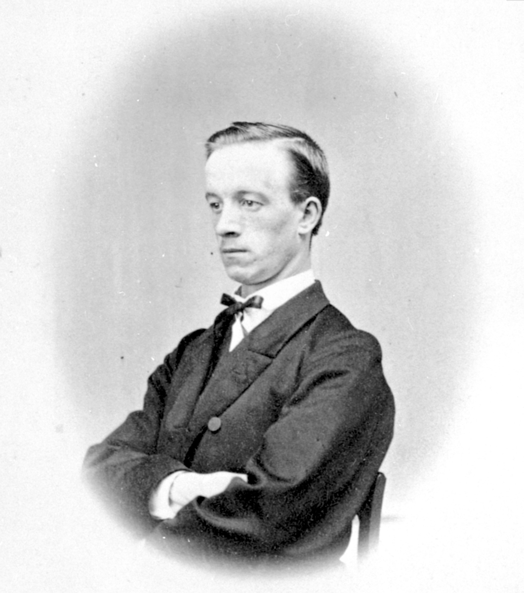 Anno Domkirkeodden, Portrett, Lars Bjerke, Furnes, Ringsaker.