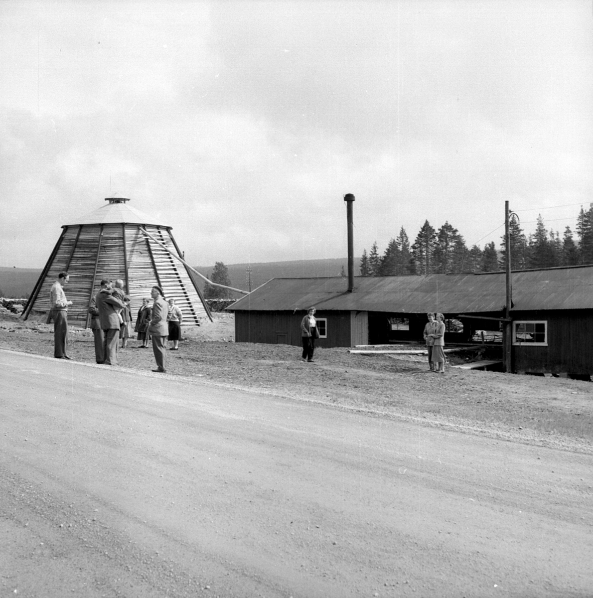 Anno Domkirkeodden, Sagbruk, veg, folk, flislåve, Berger Langmoen A/S, Brumunddal.