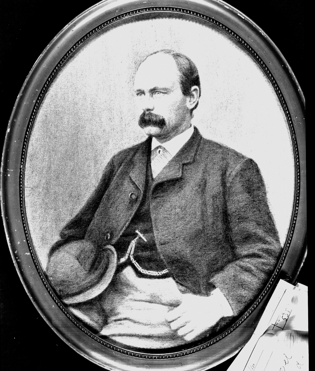 Anno Domkirkeodden, Tegnet portrett av Jacob Tollesen Hoel (1840-1905). Hovinsholm, Helgøya.