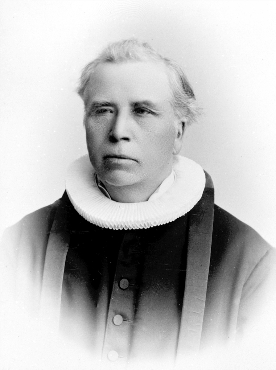 Anno Domkirkeodden, Portrett, prest Sjønde Larsson Norberg, F:05. 05. 1839, Furnes