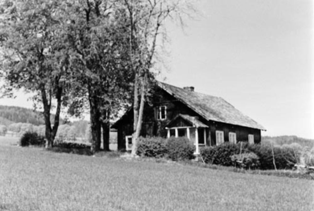 Anno Domkirkeodden, Eksteriør. Husmannsplassen Bekken, Grefsheim, Nes, Hedmark.