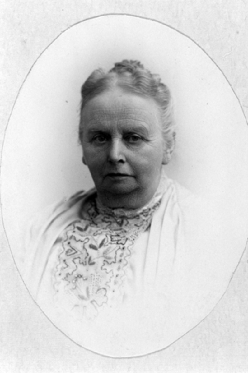 Anno Domkirkeodden, Portrett, frk. Bjerke, datter av Thore Bjerke på Stein gard, Ringsaker.