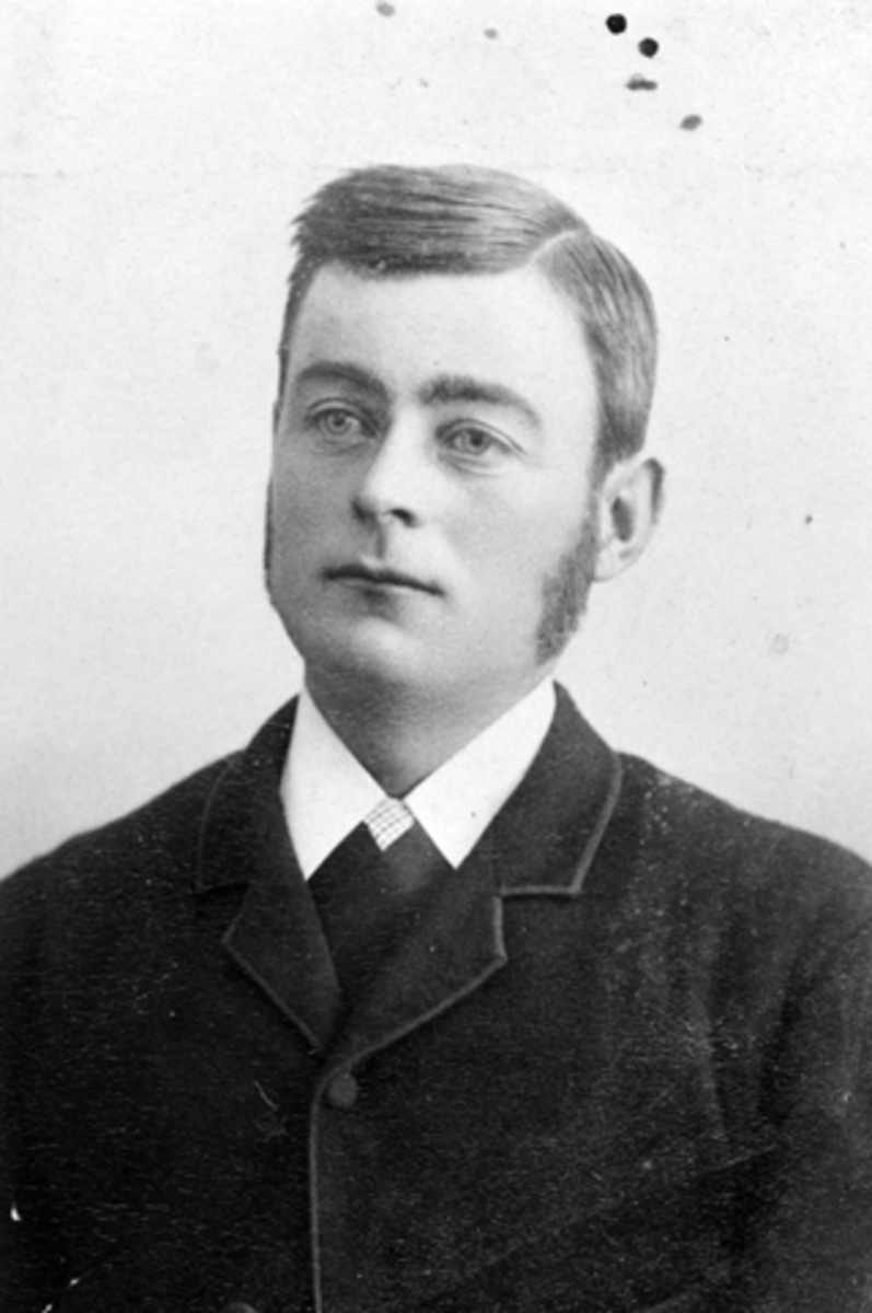 Anno Domkirkeodden, Portrett av Andreas Olsen Børke (1858-1939) Hulleberg nedre, Nes, Hedmark.