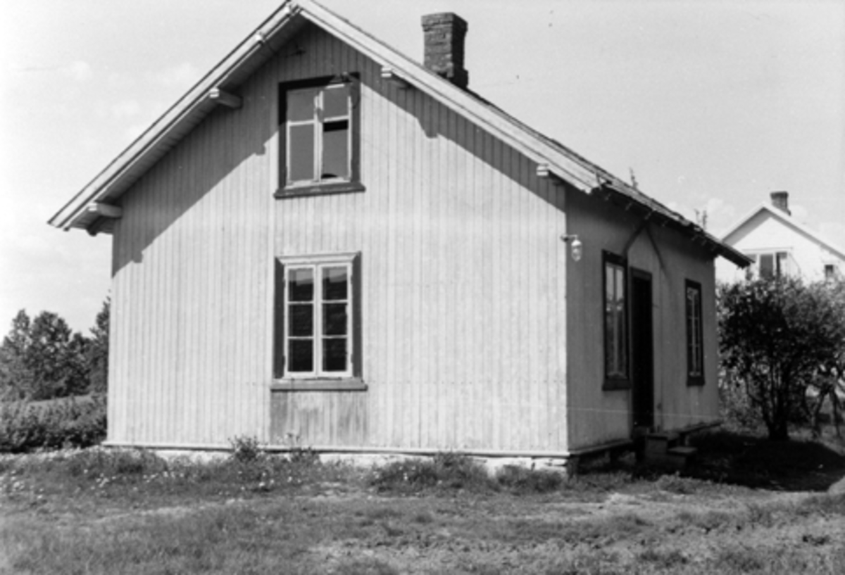 Anno Domkirkeodden, Eksteriør Markeng. Bygd rundt 1908 på eiendom delt fra Bjørnstad. Senere lagt inn under Fossum, Nes, Hedmark.