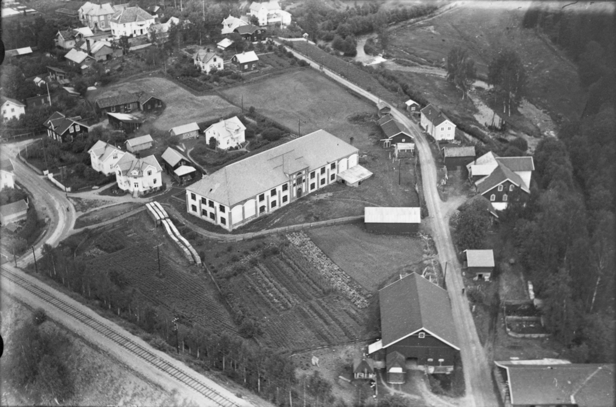 Widerøes Flyveselskap A/S, Flyfoto, Moelv. Sundgaard.