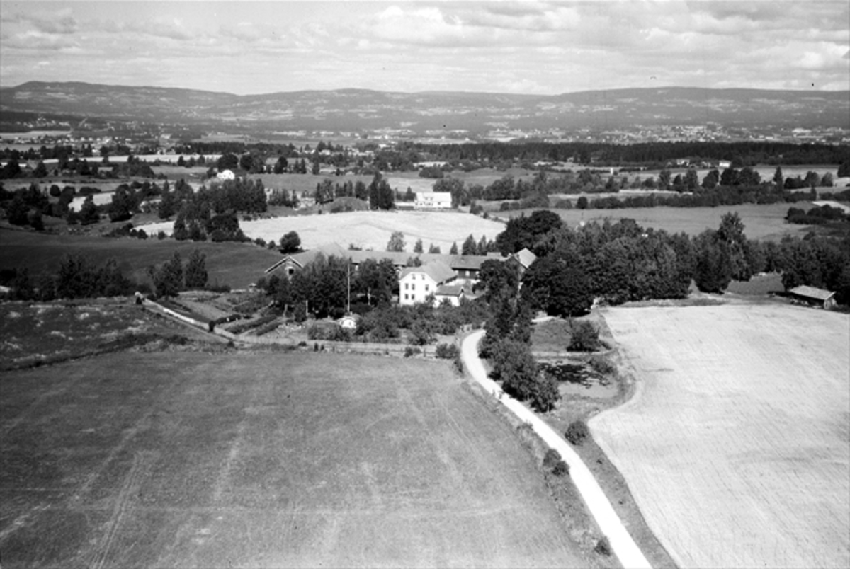Widerøes Flyveselskap A/S, OTTESTAD NORDRE, FLYFOTO