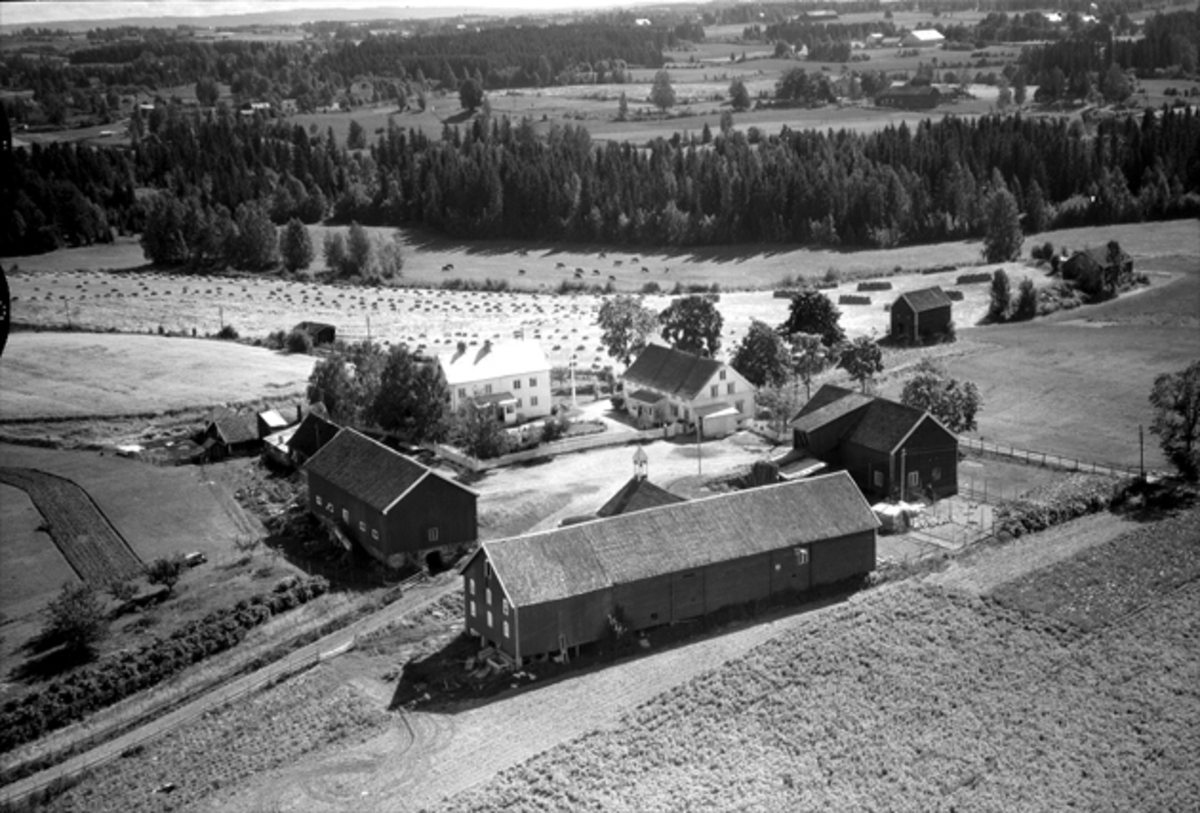 Widerøes Flyveselskap A/S, FJETRE GÅRD, FLYFOTO, OTTESTAD