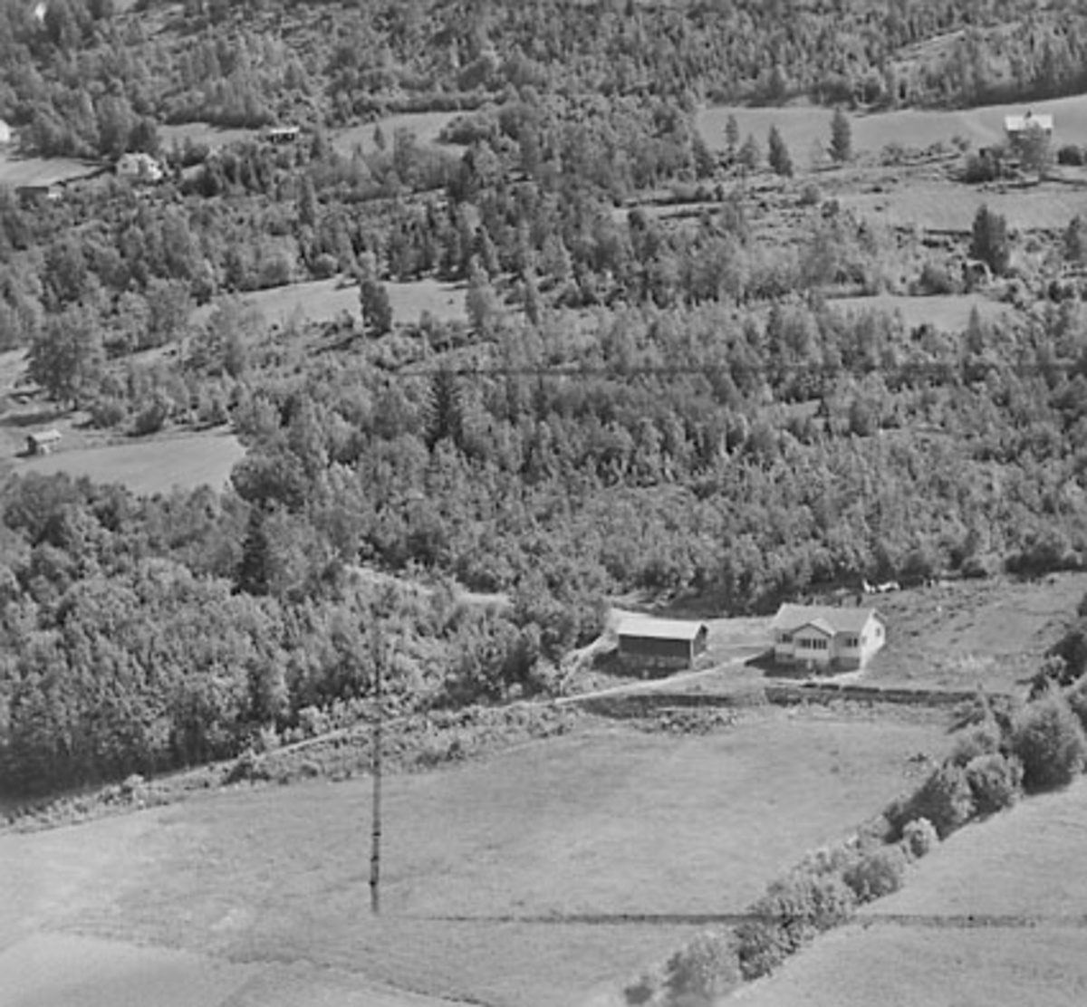 Widerøes Flyveselskap A/S, LYBERG, FLYFOTO