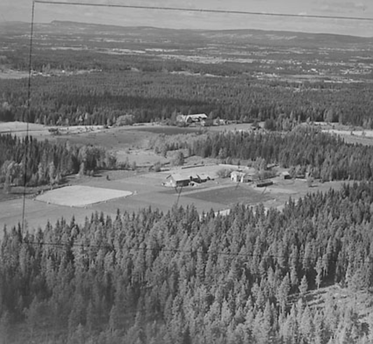 Widerøes Flyveselskap A/S, FLYFOTO SVENBY, ÅSVANG