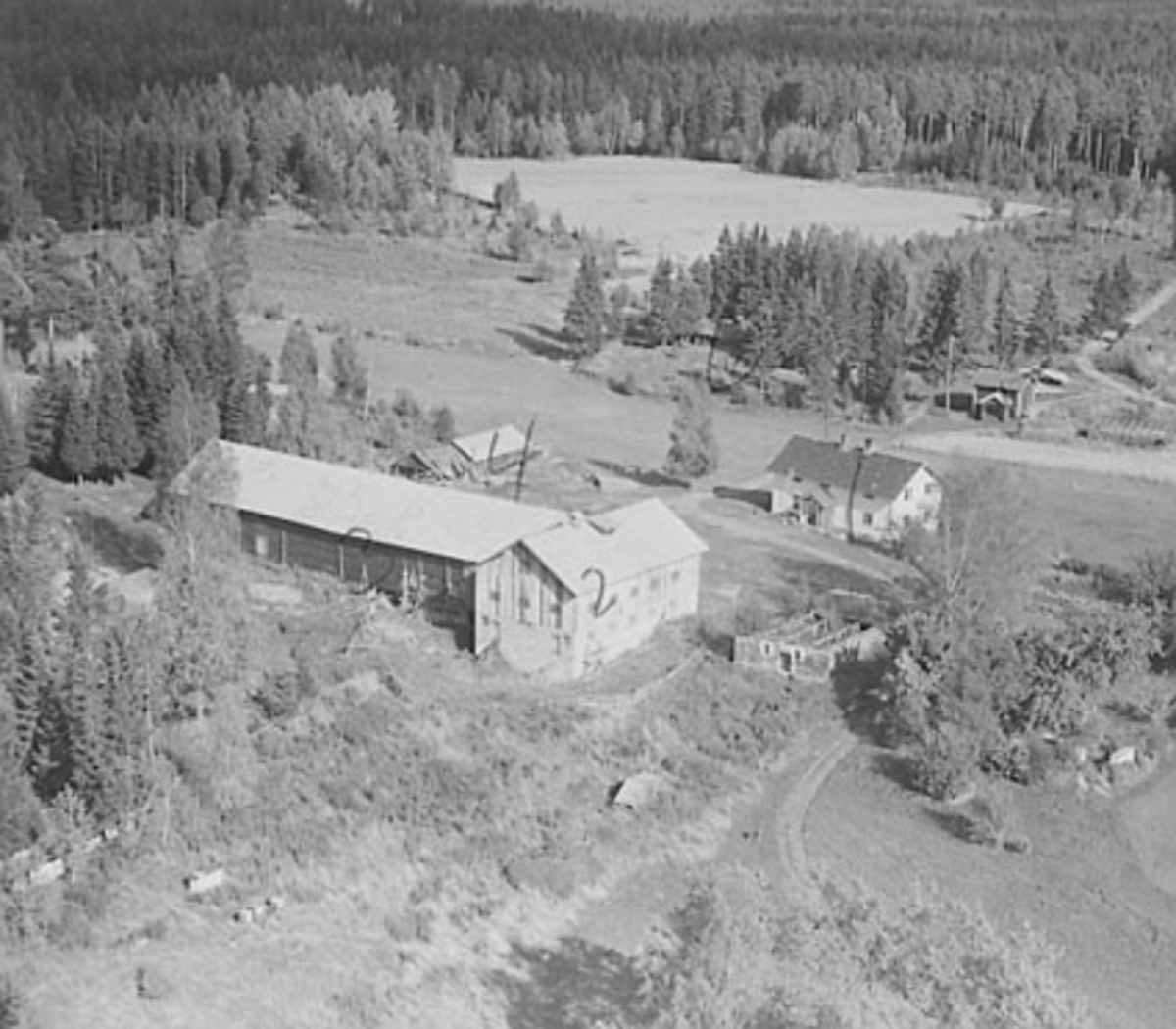 Widerøes Flyveselskap A/S, FLYFOTO BRUNSTAD, ÅSVANG
