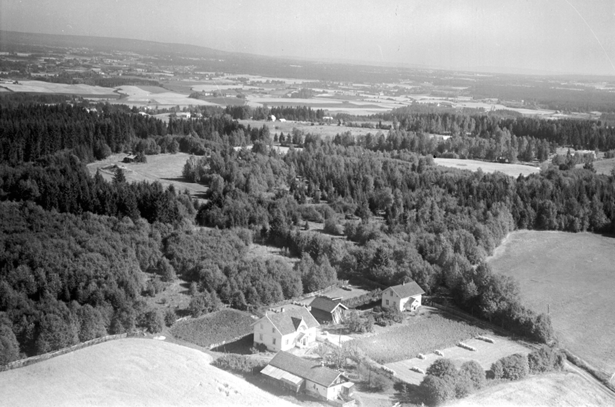 Widerøes Flyveselskap A/S, FLYFOTO LIE 20-2, OTTESTAD