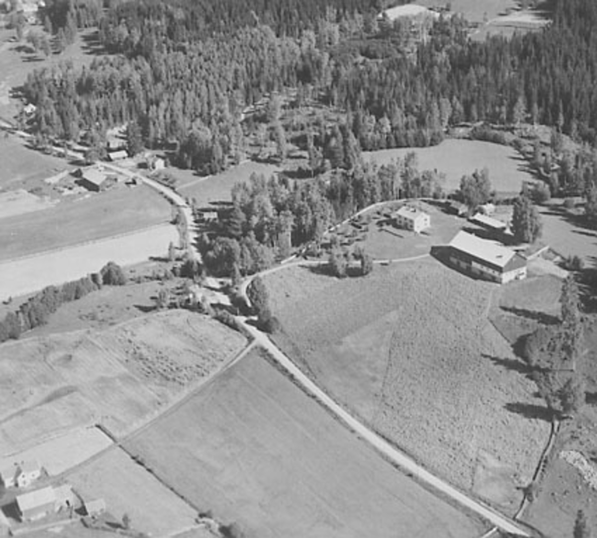 Widerøes Flyveselskap A/S, FLYFOTO HARALDSTAD, HARILDSTAD ØVRE