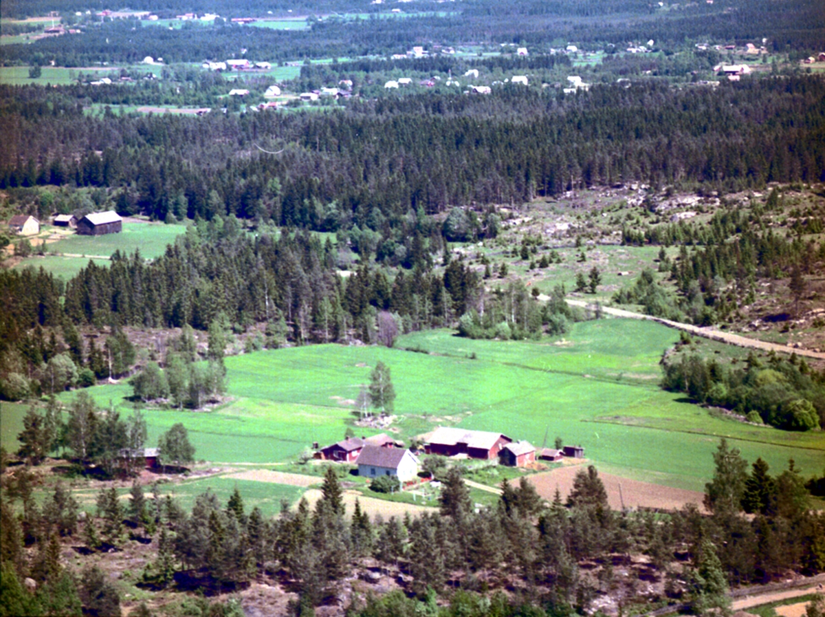 Widerøes Flyveselskap A/S, FLYFOTO VINGÅRD