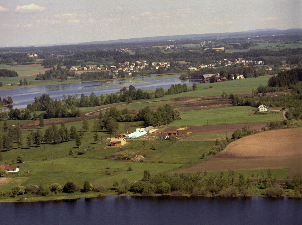Widerøes Flyveselskap A/S, FLYFOTO SANDVIKA, JOHNSTAD