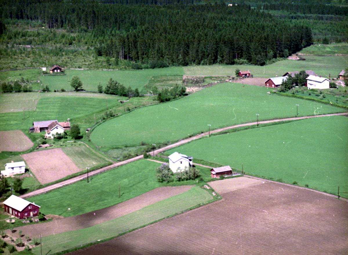 Widerøes Flyveselskap A/S, FLYFOTO VIEBERG