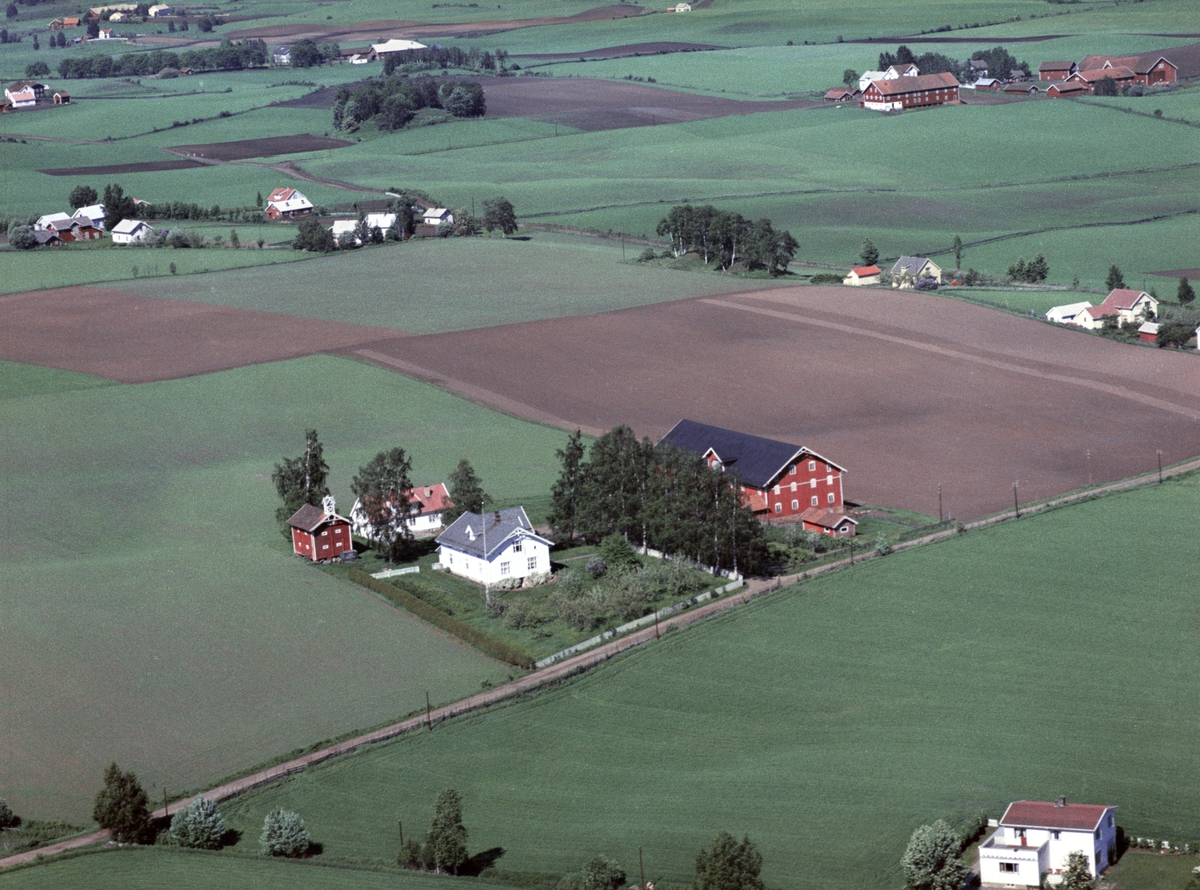 Widerøes Flyveselskap A/S, FLYFOTO FJÆSTAD VESTRE