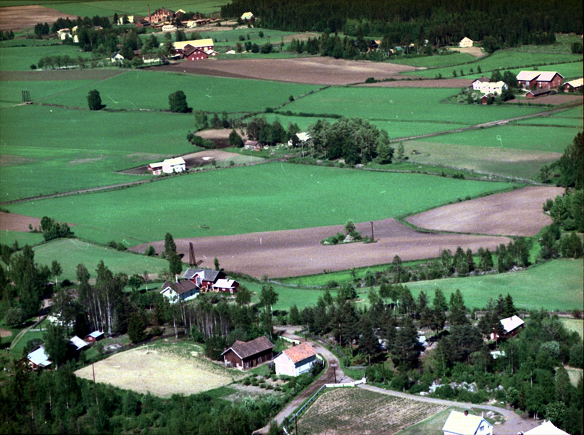 Widerøes Flyveselskap A/S, FLYFOTO JONSBAKKEN, BOLIGBEBYGGELSE